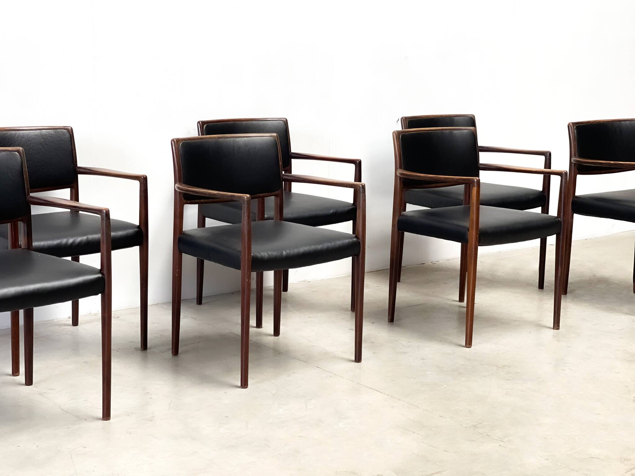 7 dining chairs attr. to Niels Moller