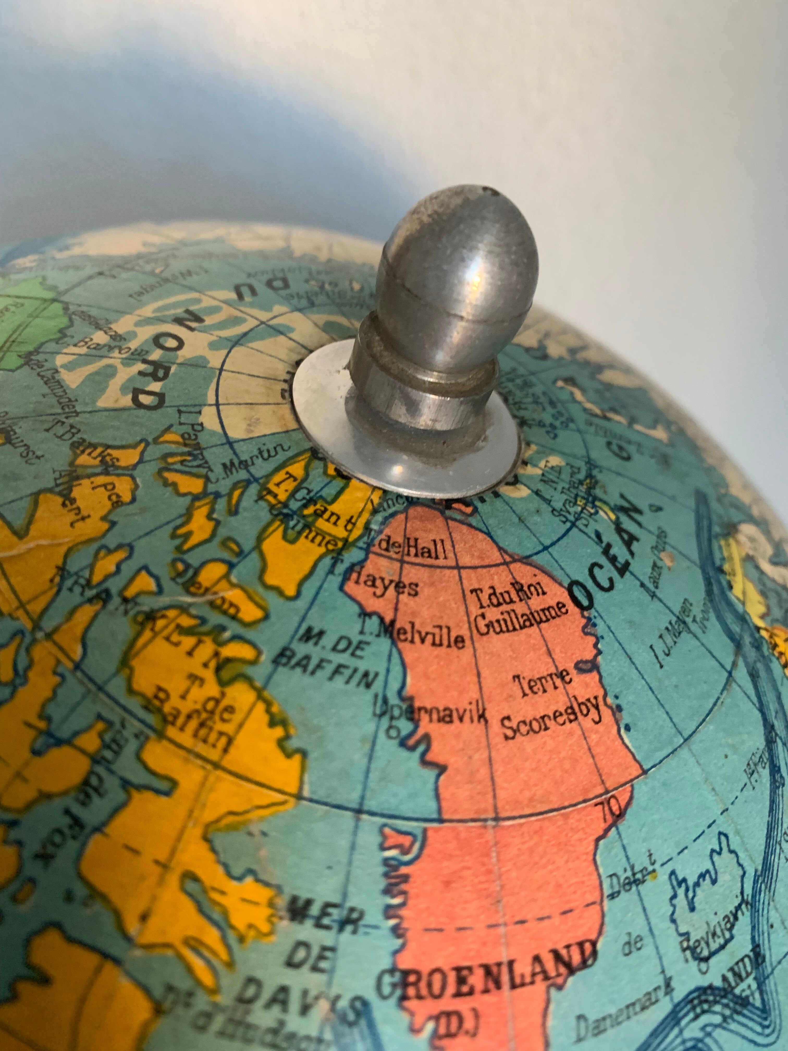 Vintage globe 1950 terrestrial wood Girard Barrère Forest - 38 cm