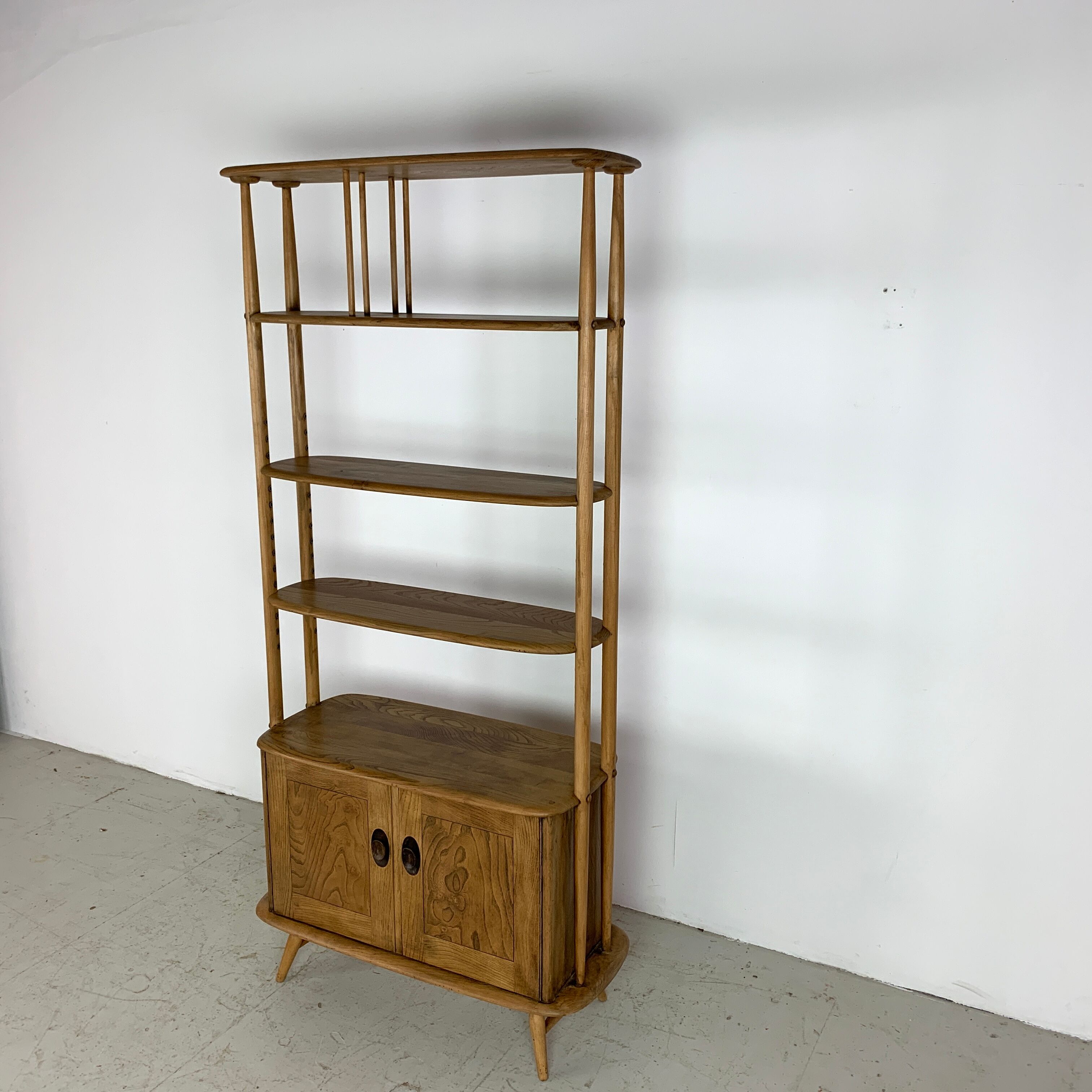 Bibliothèque Ercol Windsor Giraffe