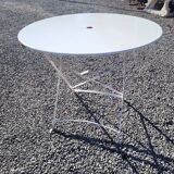 Folding garden table