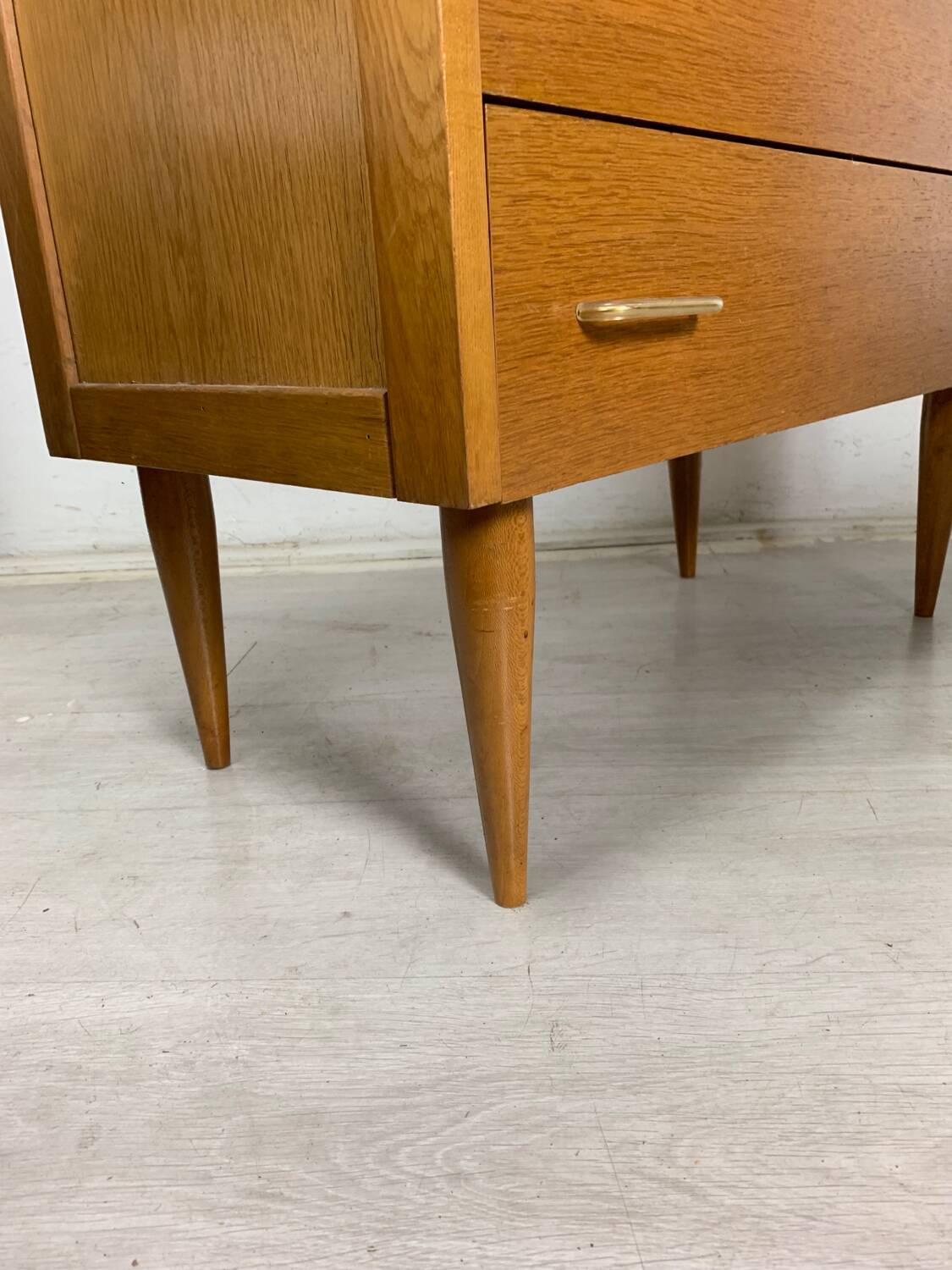 Commode vintage