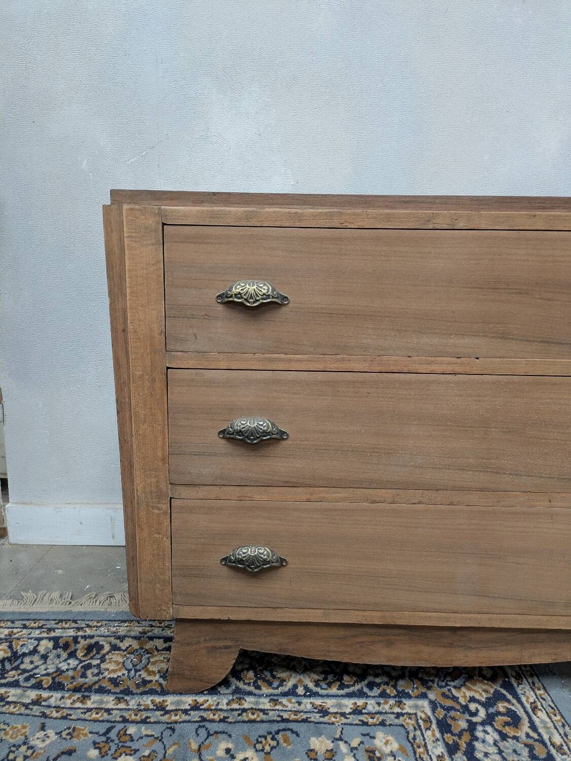 Vintage chest of drawers