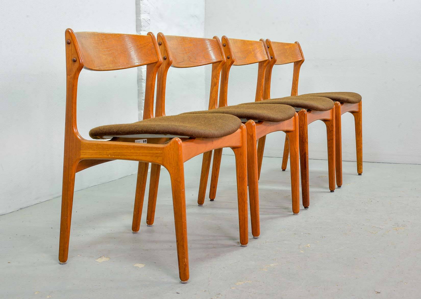 Erik Buch Danish Design Teak Dining Chairs for Oddense Maskinsnedkeri 1960s
