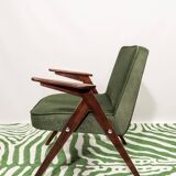 Scandinavian armchair in green velvet