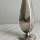 Petit vase soliflore en métal