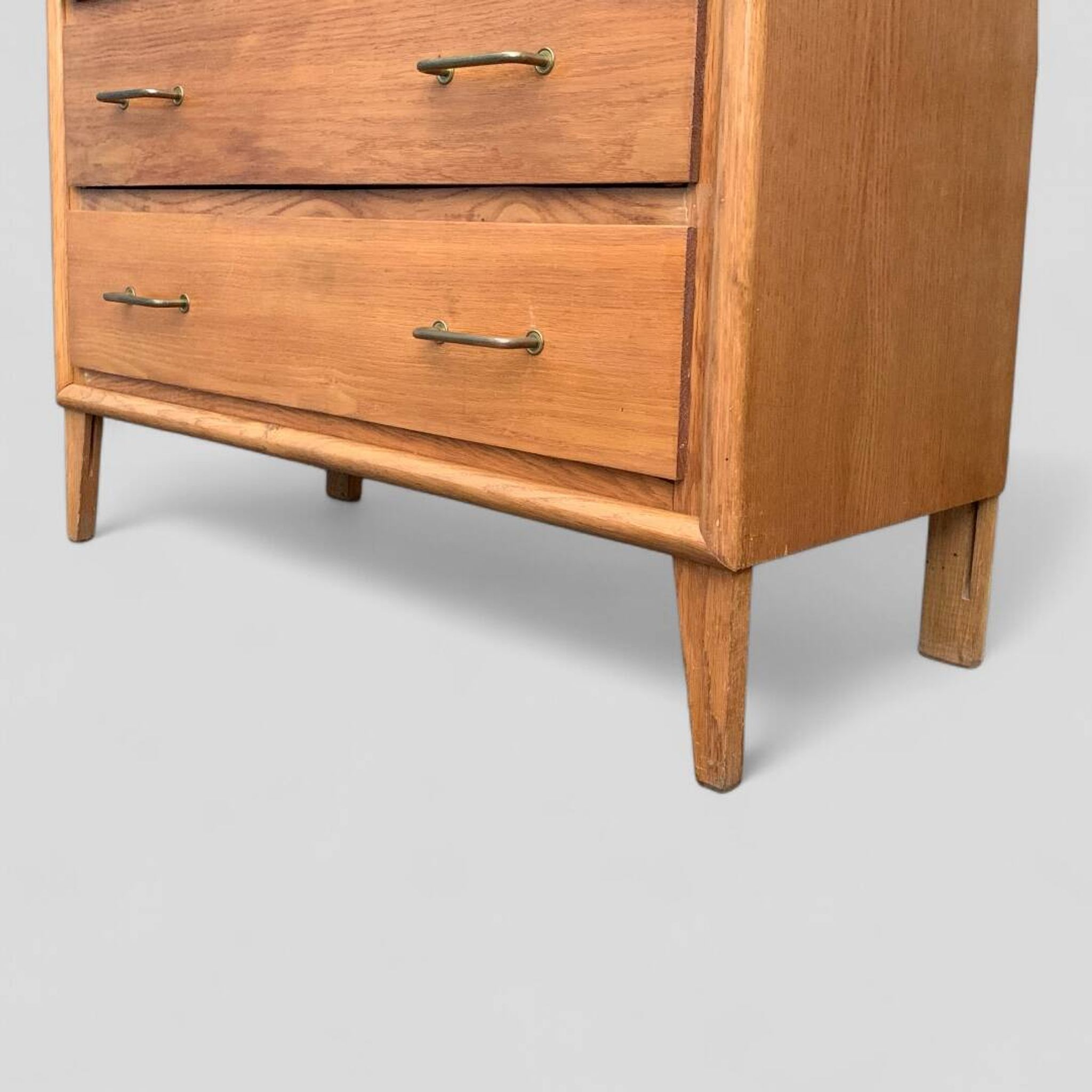 Vintage chest of drawers with compass feet, oak, original patina, 1950s