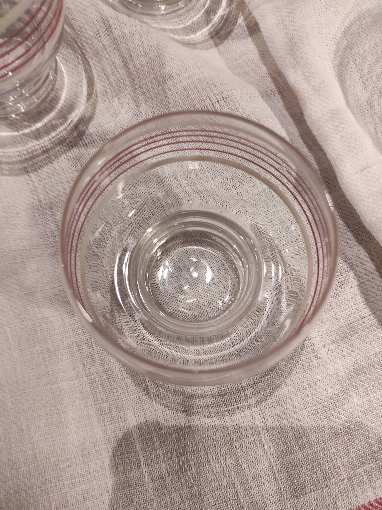 Ensemble de six verres français vintage à liqueur
