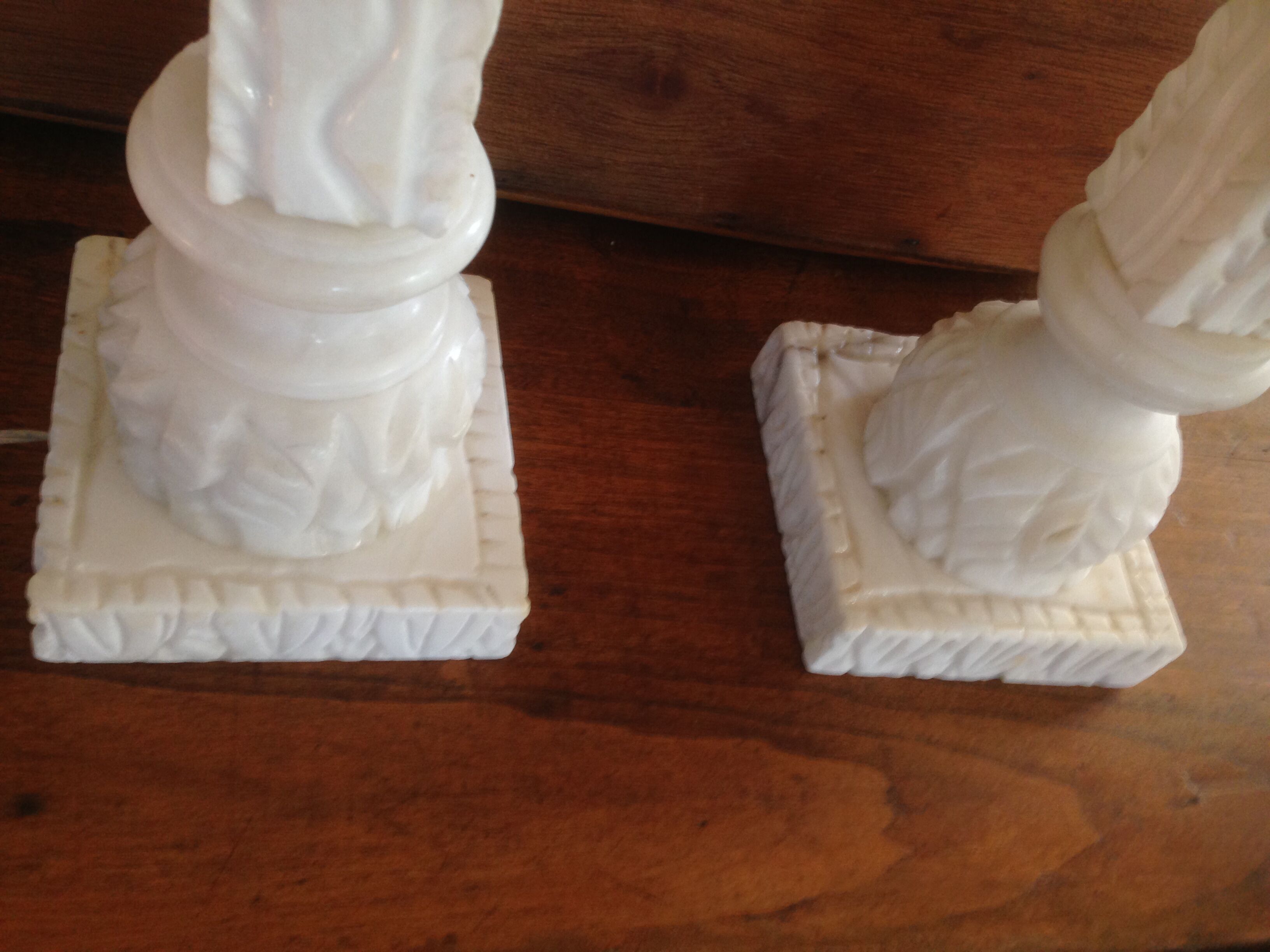 Feet of carved Alabaster column lamp