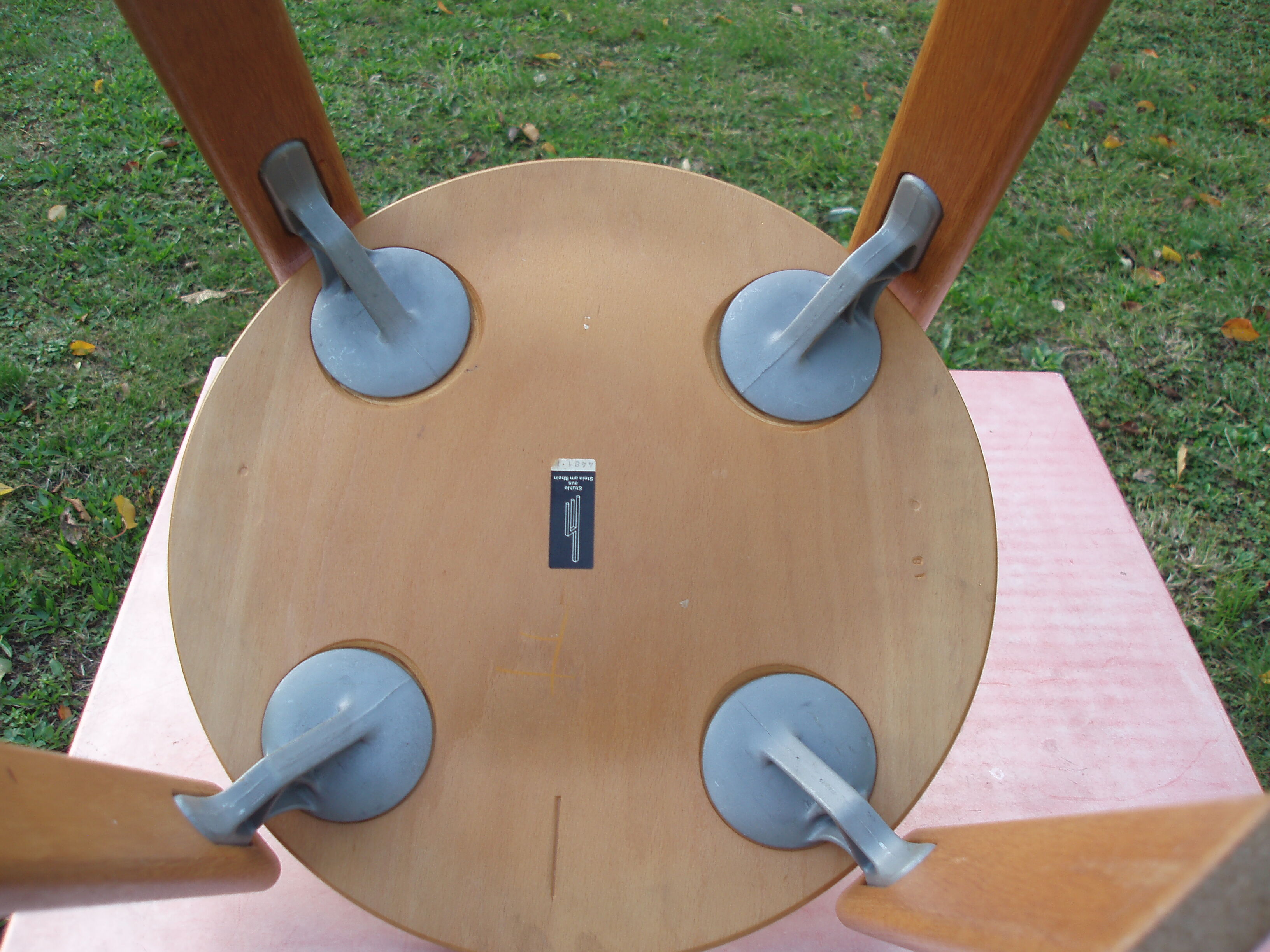 Série de 4 chaises Bruno Rey designer Suisse crée en 1971