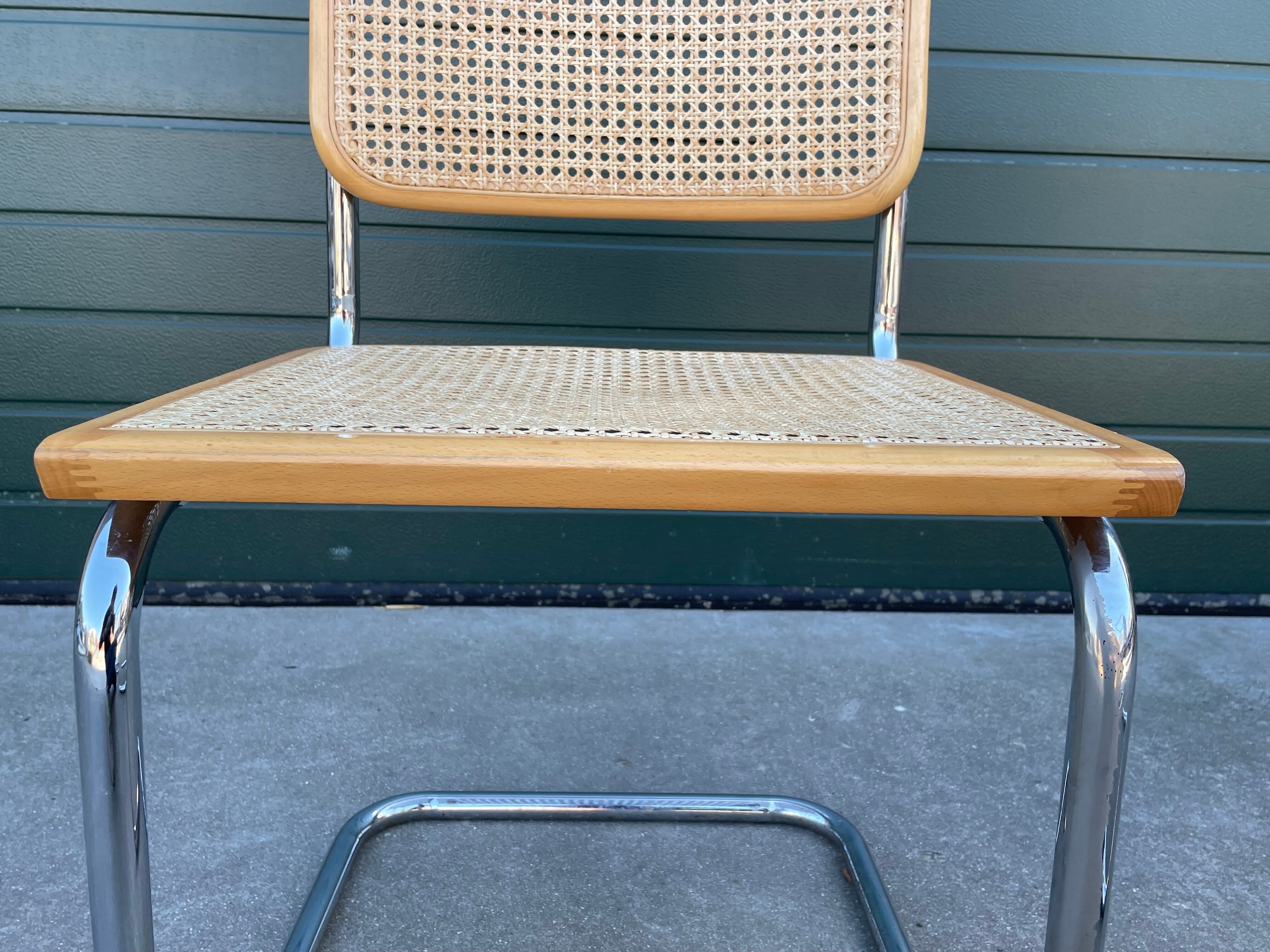 Set of 4 vintage Chairs model Cesca B32 designed by Marcel Breuer Design