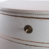 Commode gustavienne avec deux tiroirs en gris peints à partir de l’année 1890