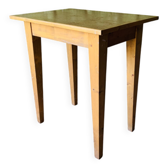 Petite table vintage