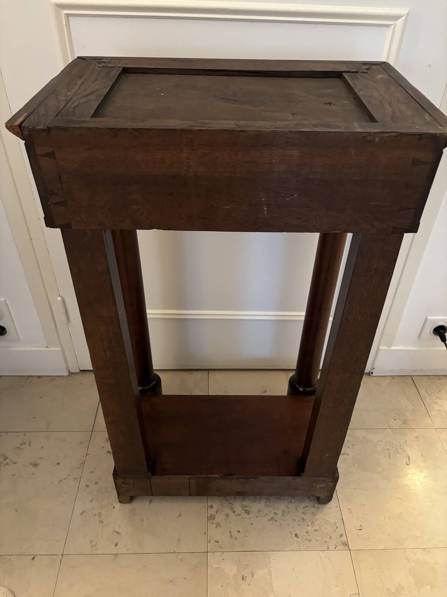 Antique small Empire console from the early 19th century in mahogany and marble.