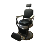 Vintage 1920 Berninghaus Barber Armhair