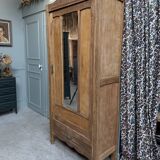 Renovated Art Deco bonnetière