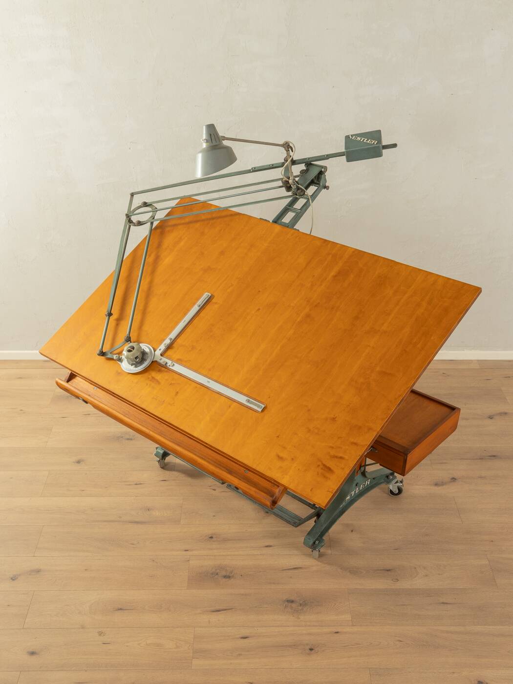 Table d'architecte des années 1950, Nestler