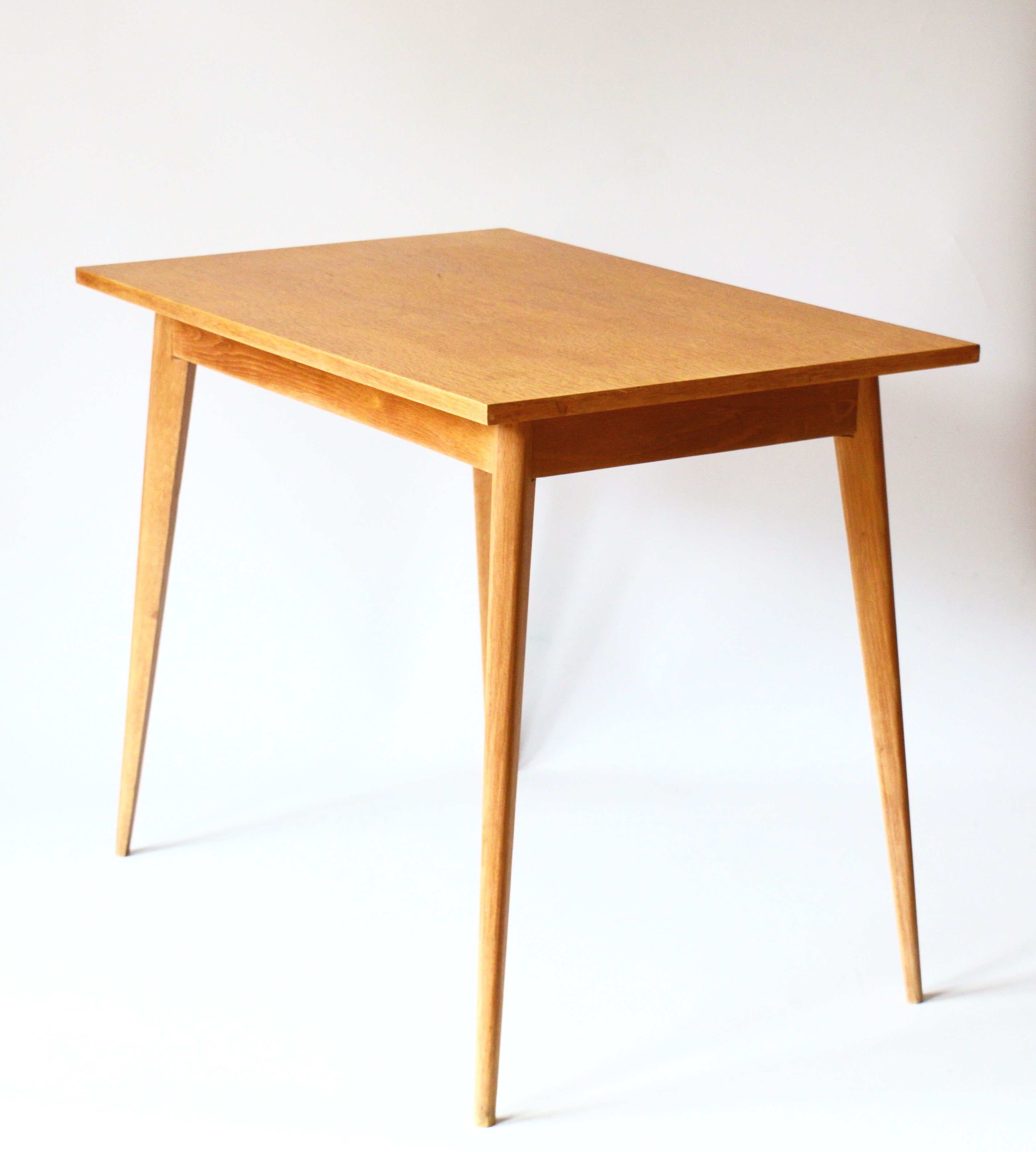 Oak table