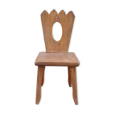Regionalist chair