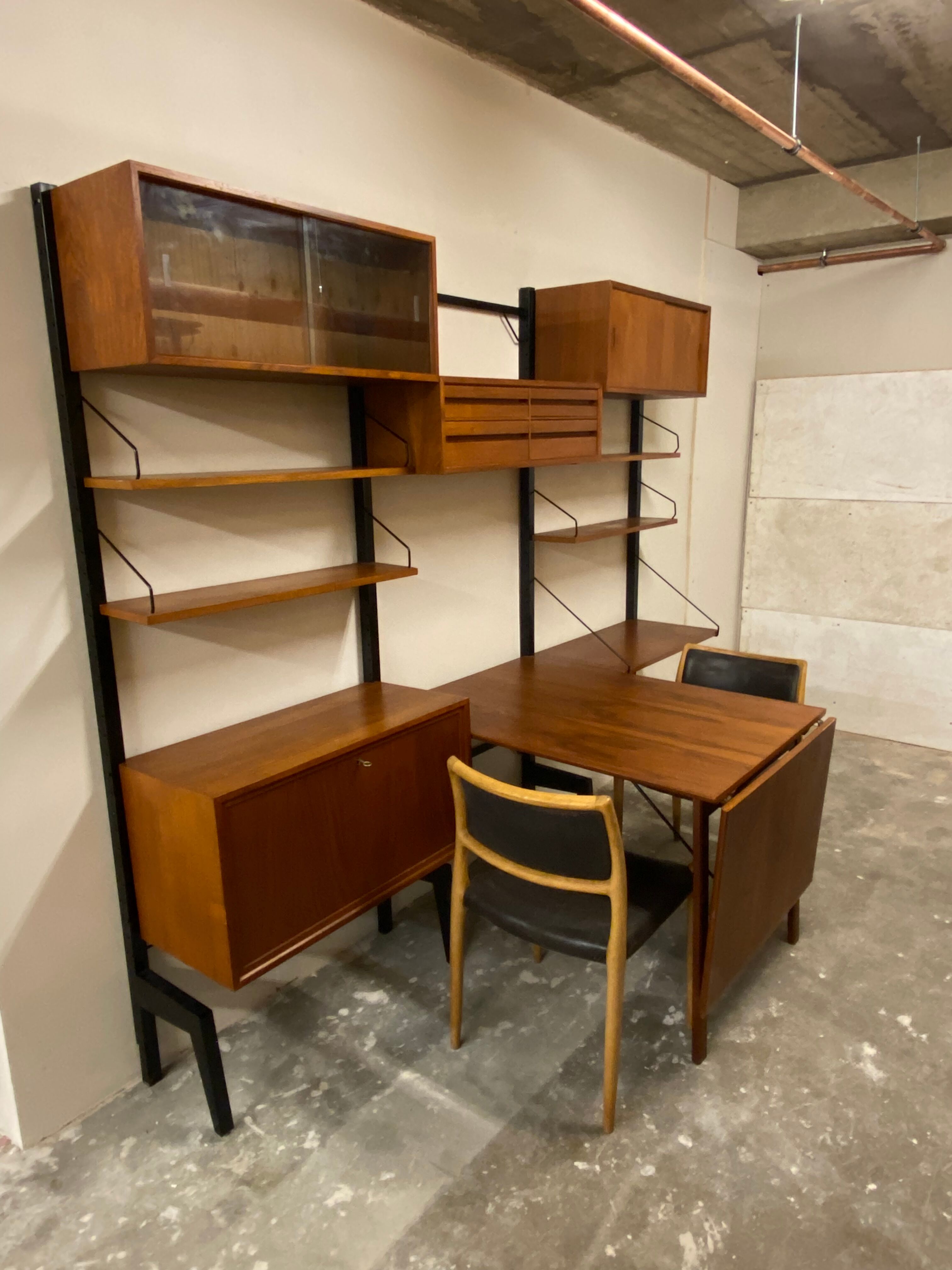 Vintage Scandinavian Teak wall unit by Poul Cadovius for royal system, 1950s