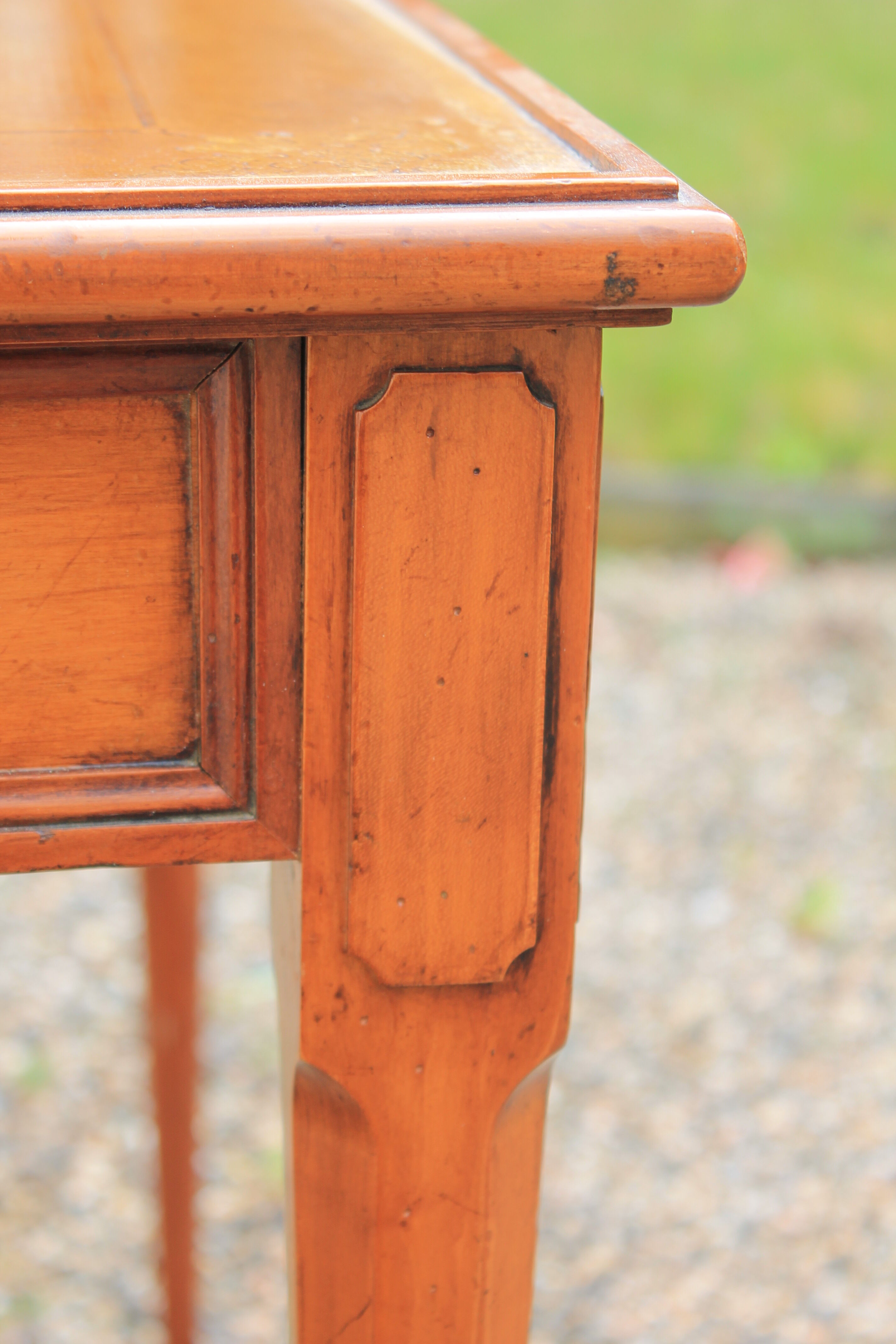 Game table