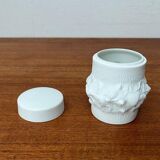 German mid-century white porcelain box with lid and shell motif by Kaiser, 1960s.