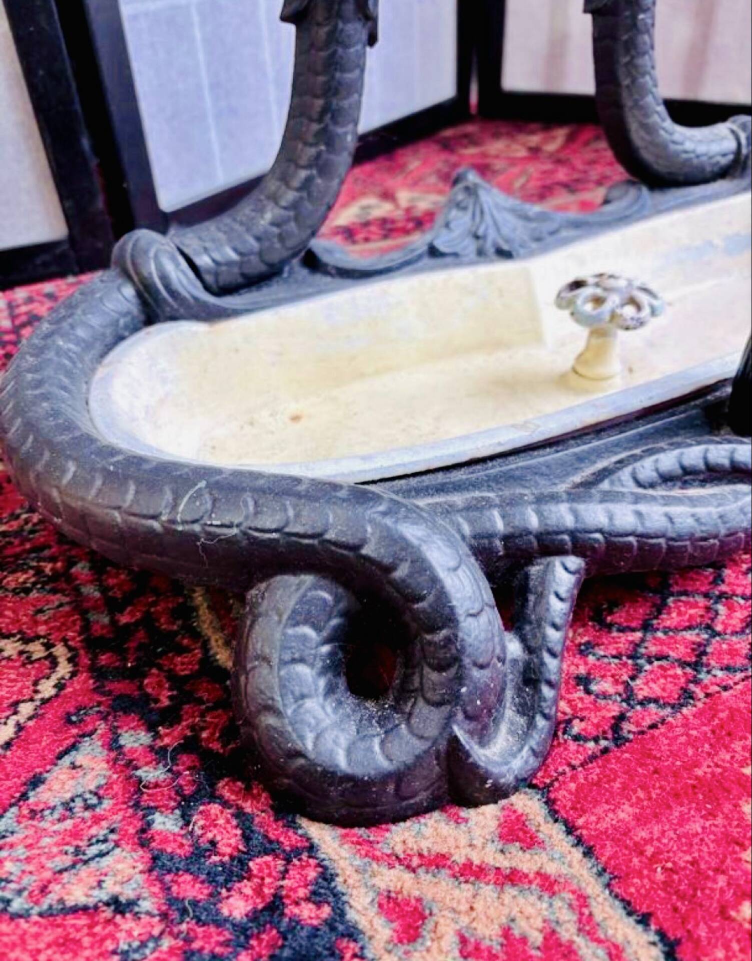 Art Nouveau coat rack in cast iron, circa 1900