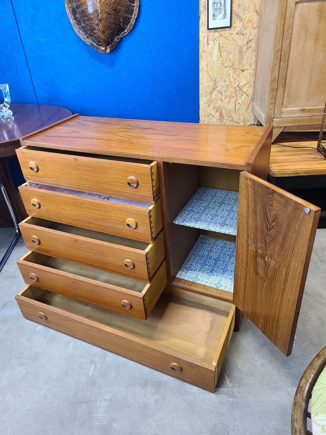 Commode scandinave vers 1960