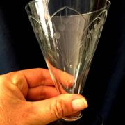 Set of 10 engraved glass water glasses from the 1930s 1940s tabletop art