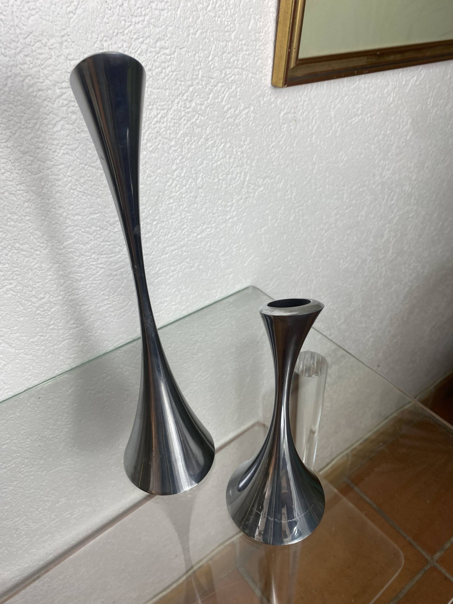 Paire de bougeoirs design en acier inoxydable