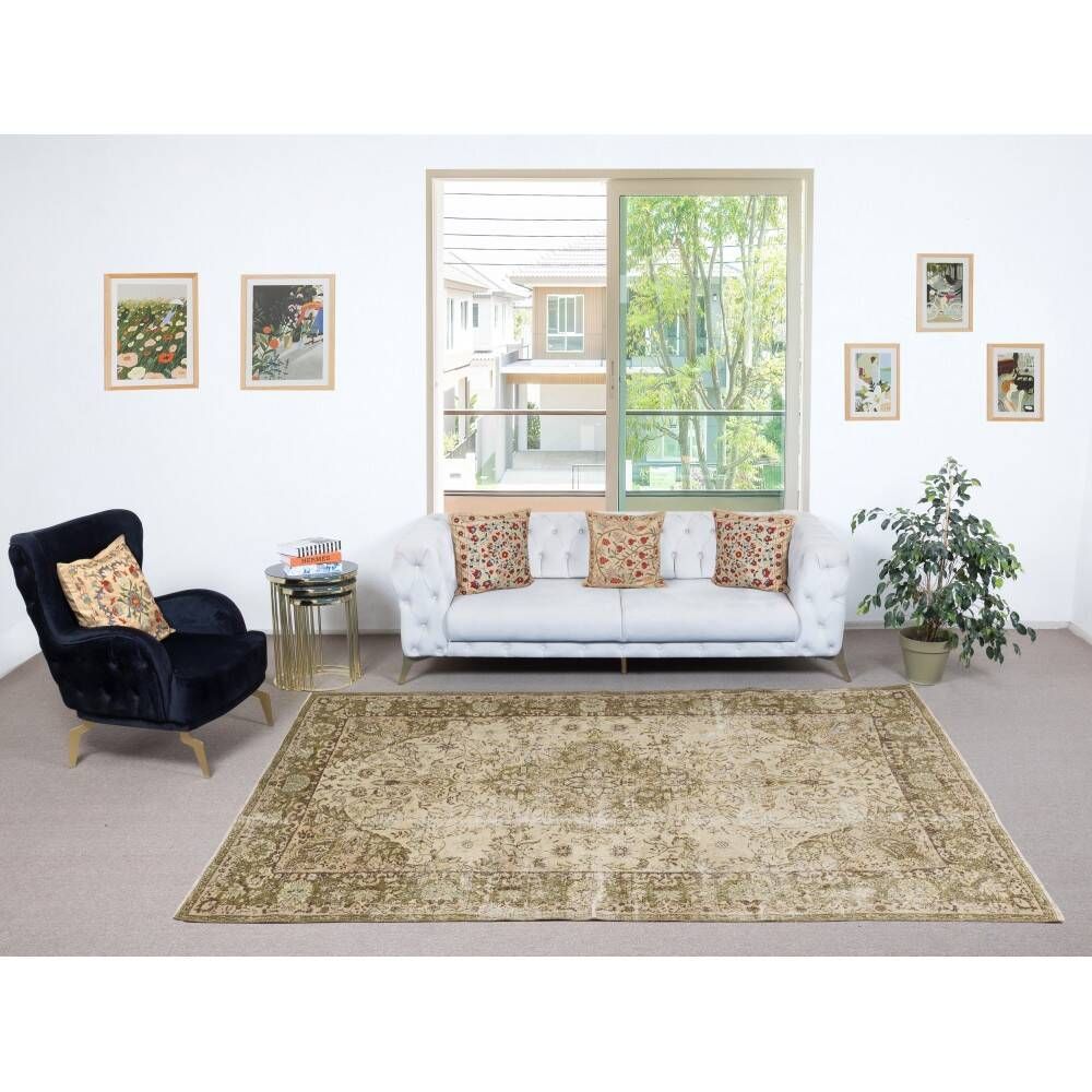 Vintage Turkish Handknotted Wool Rug. Rustic Area Carpet for Cozy Farmhouse Interiors