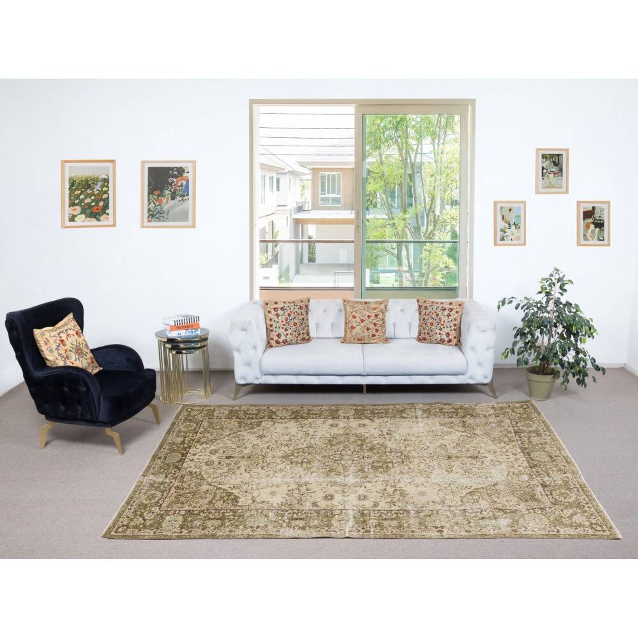 Vintage Turkish Handknotted Wool Rug. Rustic Area Carpet for Cozy Farmhouse Interiors