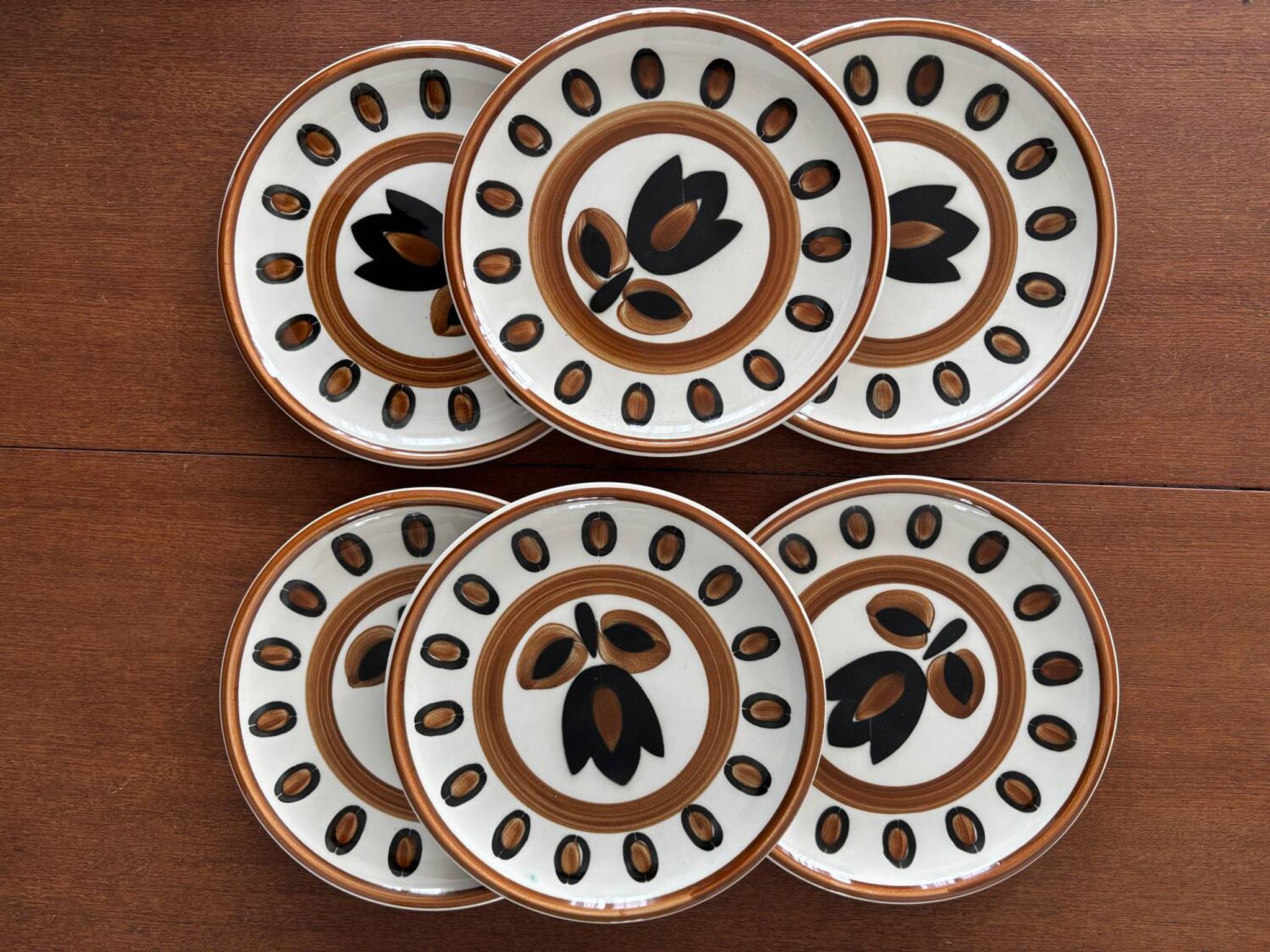 Set of 6 vintage Boch La Louviere dessert plates, 1970s, Kimono model -