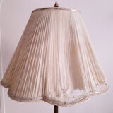 Tripod floor lamp Golden brass, with lampshade