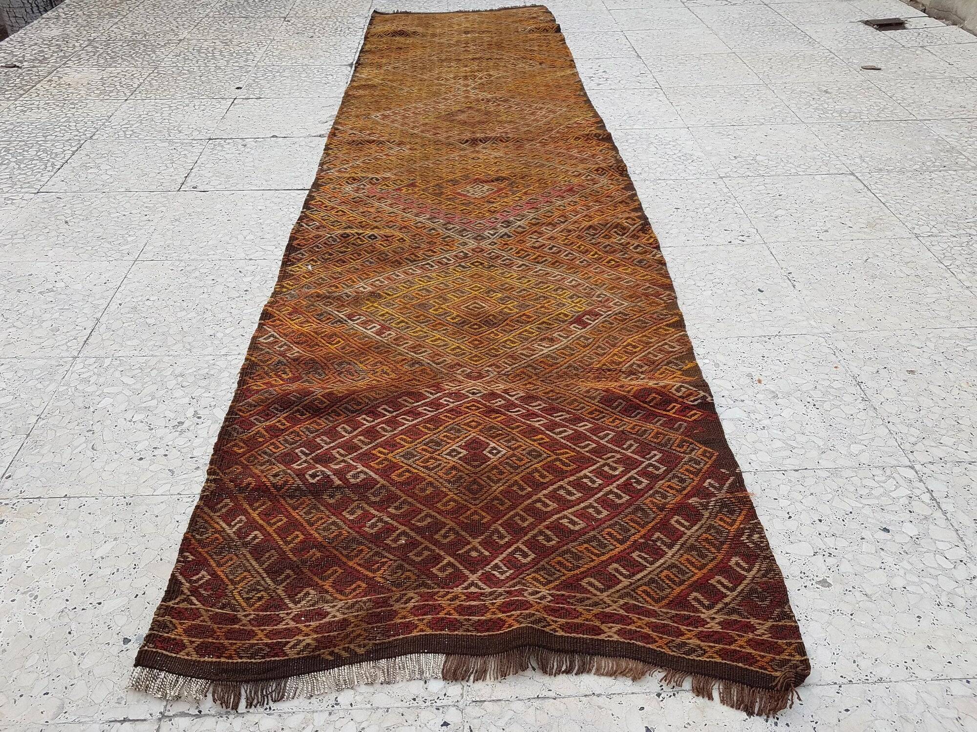 Vintage Turkish hallway rug 71x266 cm