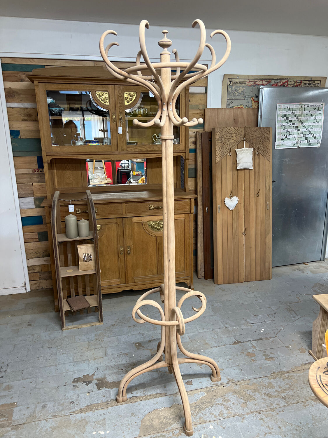 Porte manteau Thonet