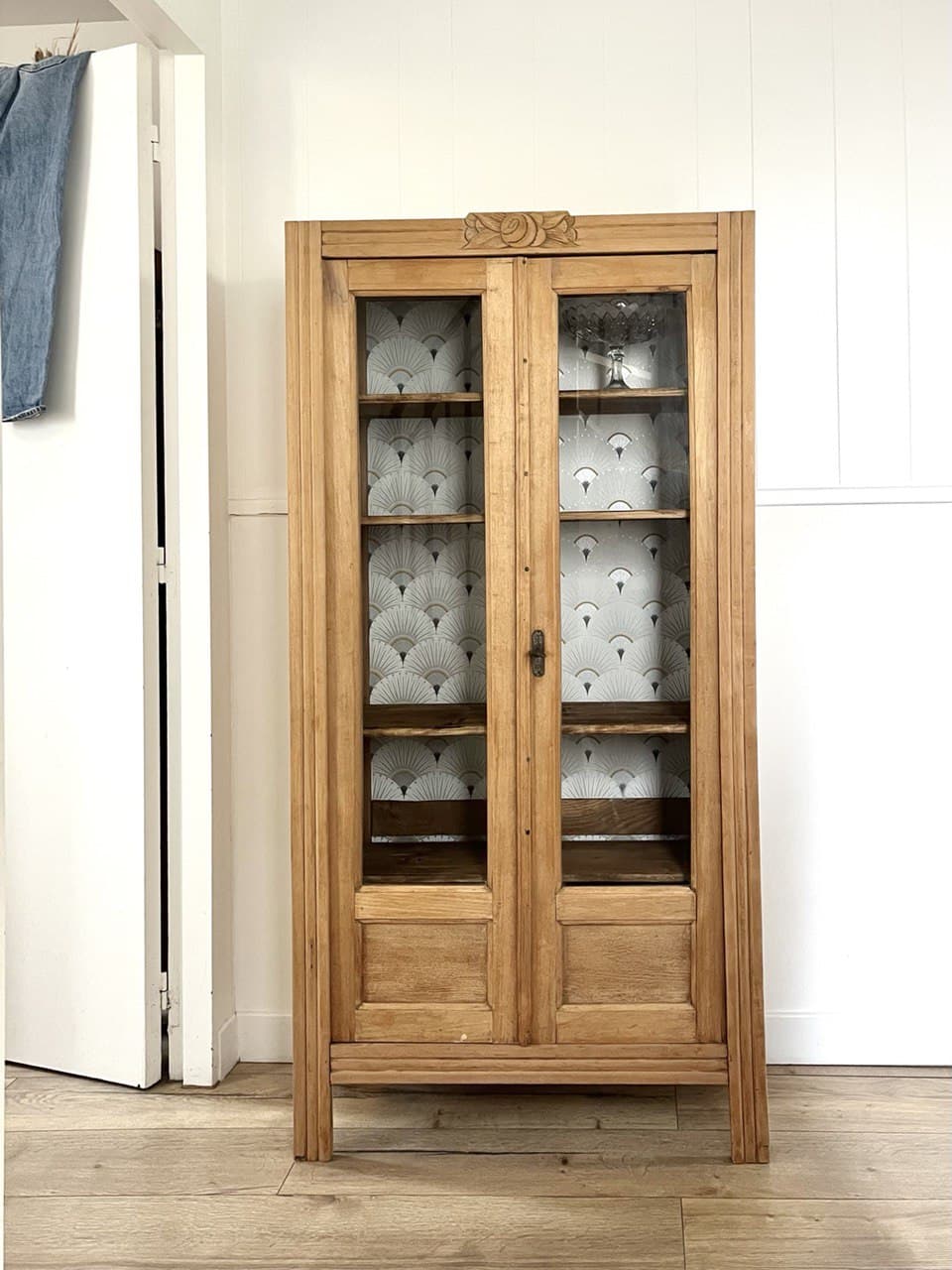 Art Deco glass cabinet