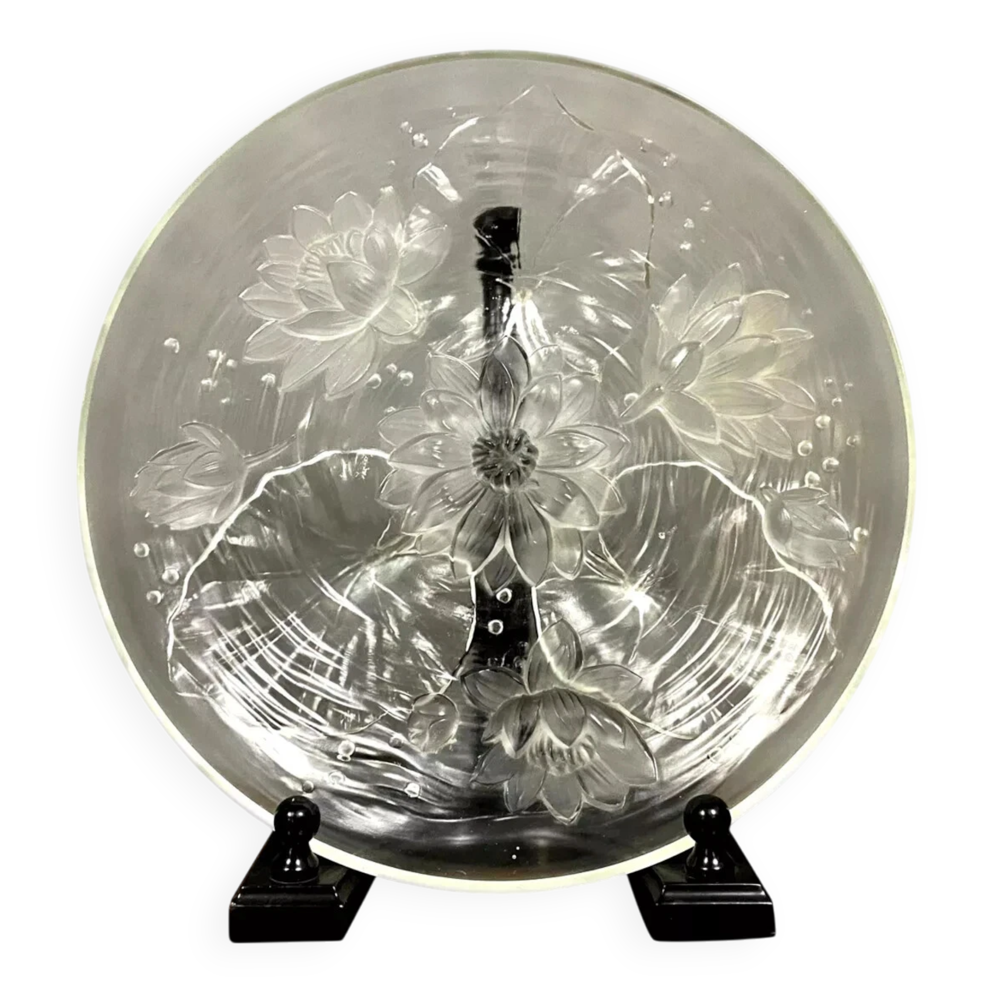Verlys France: large Art Deco sunflower bowl in pressed glass
