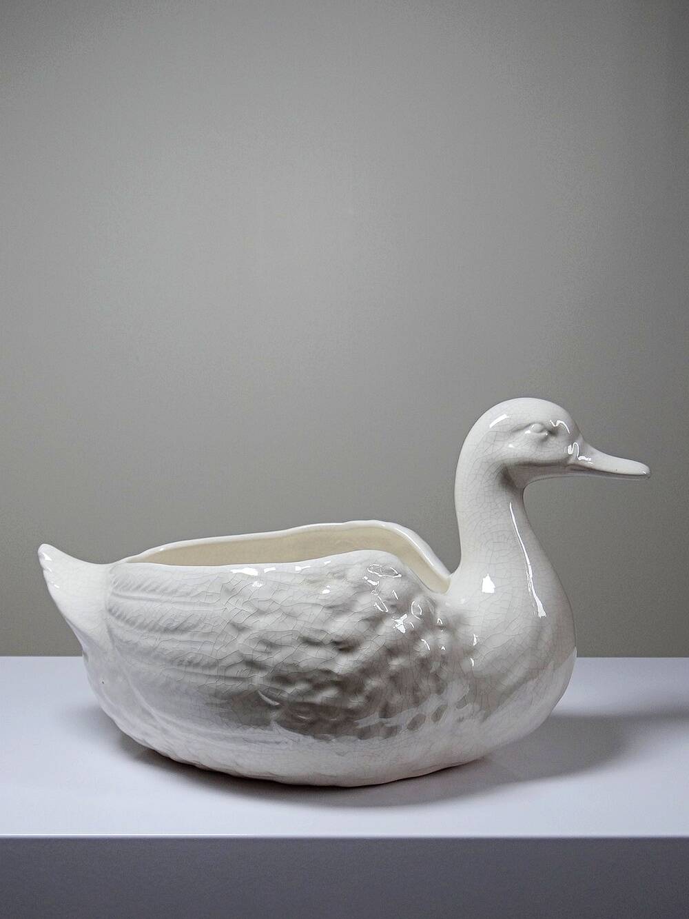 Cache pot/Coupe canard en faïence craquelée beige vintage