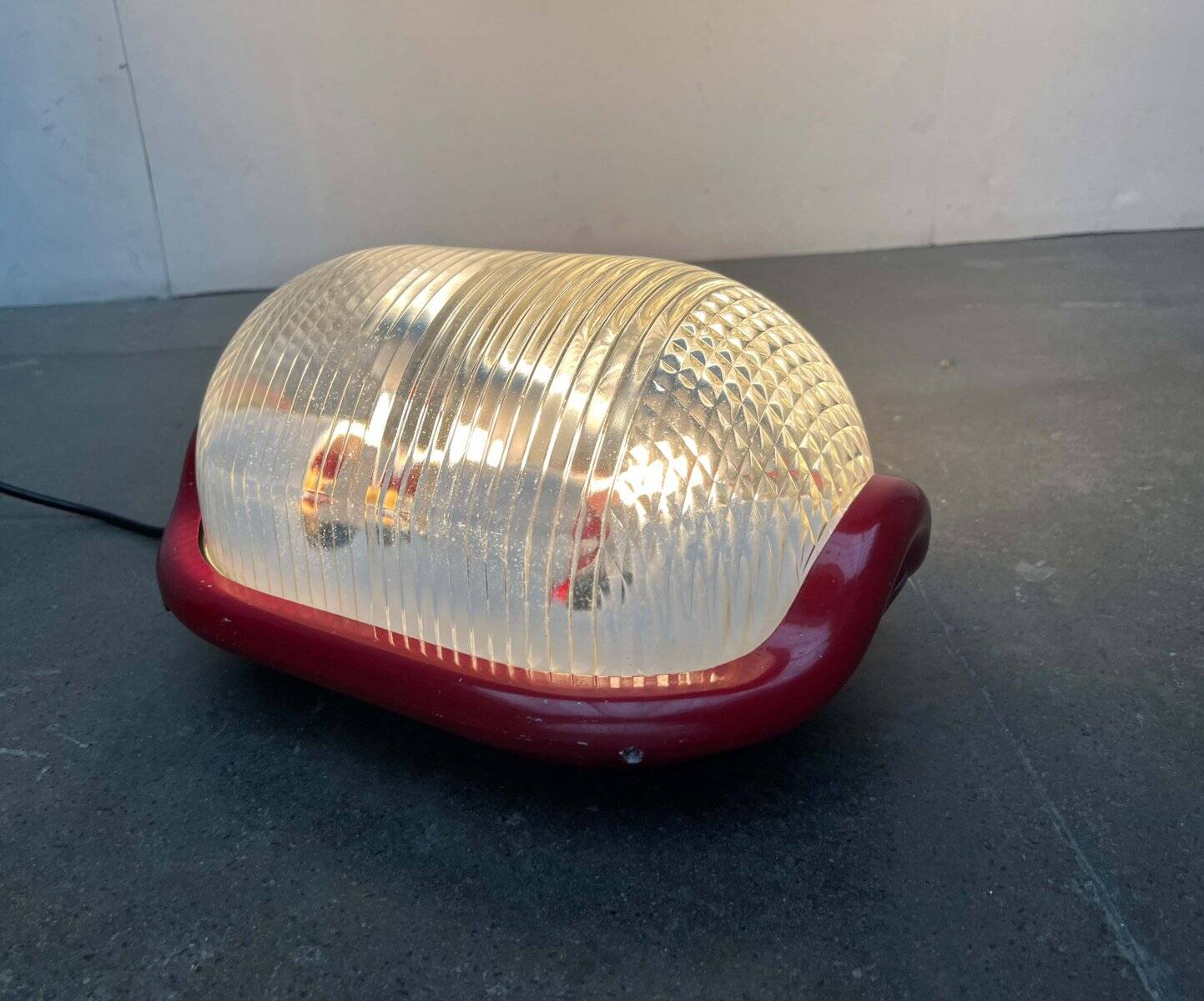 Red Walnut Floor Lamp Model by Achille Castiglioni for Flos, 1970s Mid-Century Modern Italy