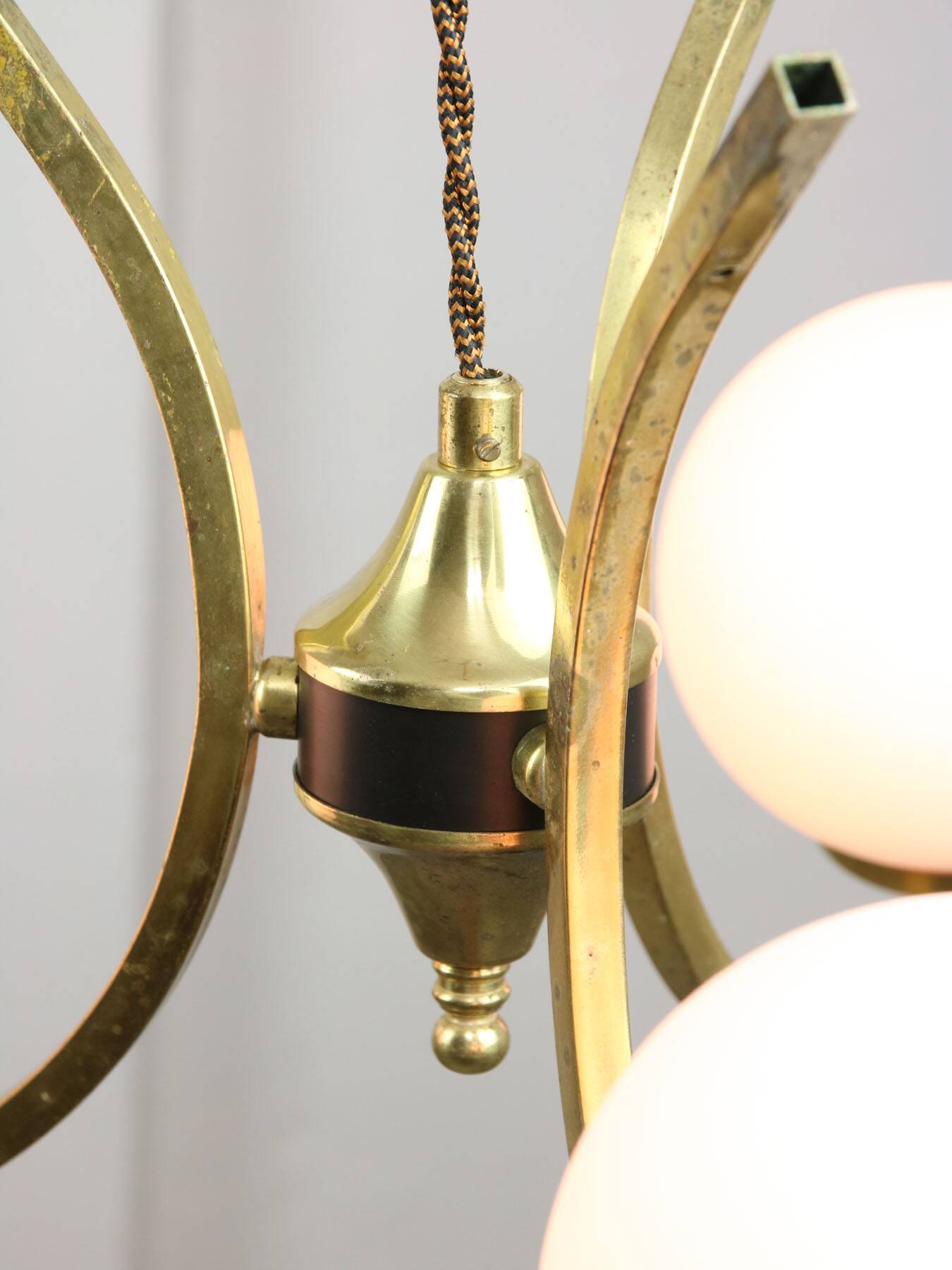 Mid-Century Italian Brass and Opaline Chandelier