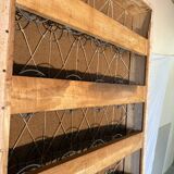 Antique Louis XVI style daybed in carved wood and patterned fabric