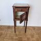 Louis XVI bedside table in walnut and marble - pink sculptures