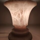 Lampe de table en marbre. Espagne, années 1970.