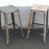 Paire de tabourets en métal