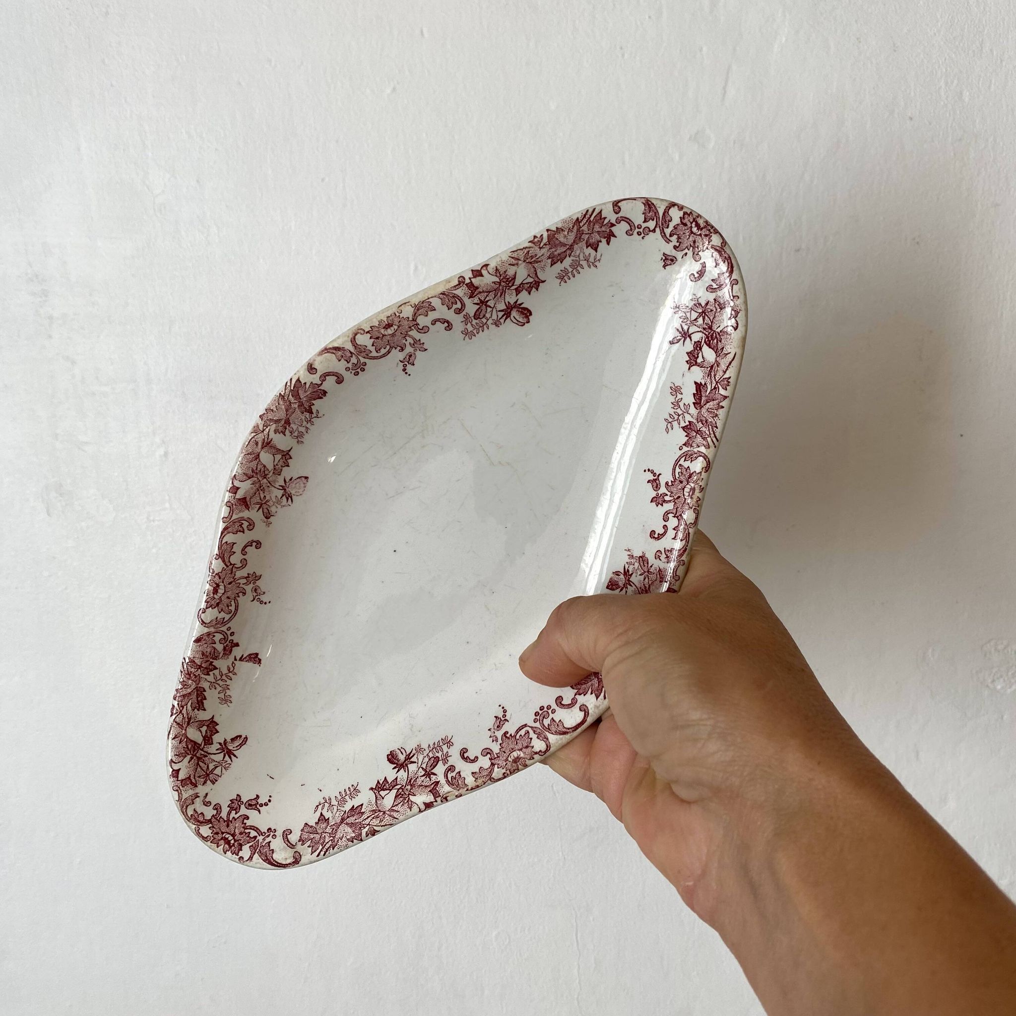 St Amand "Campanule" ironstone dish
