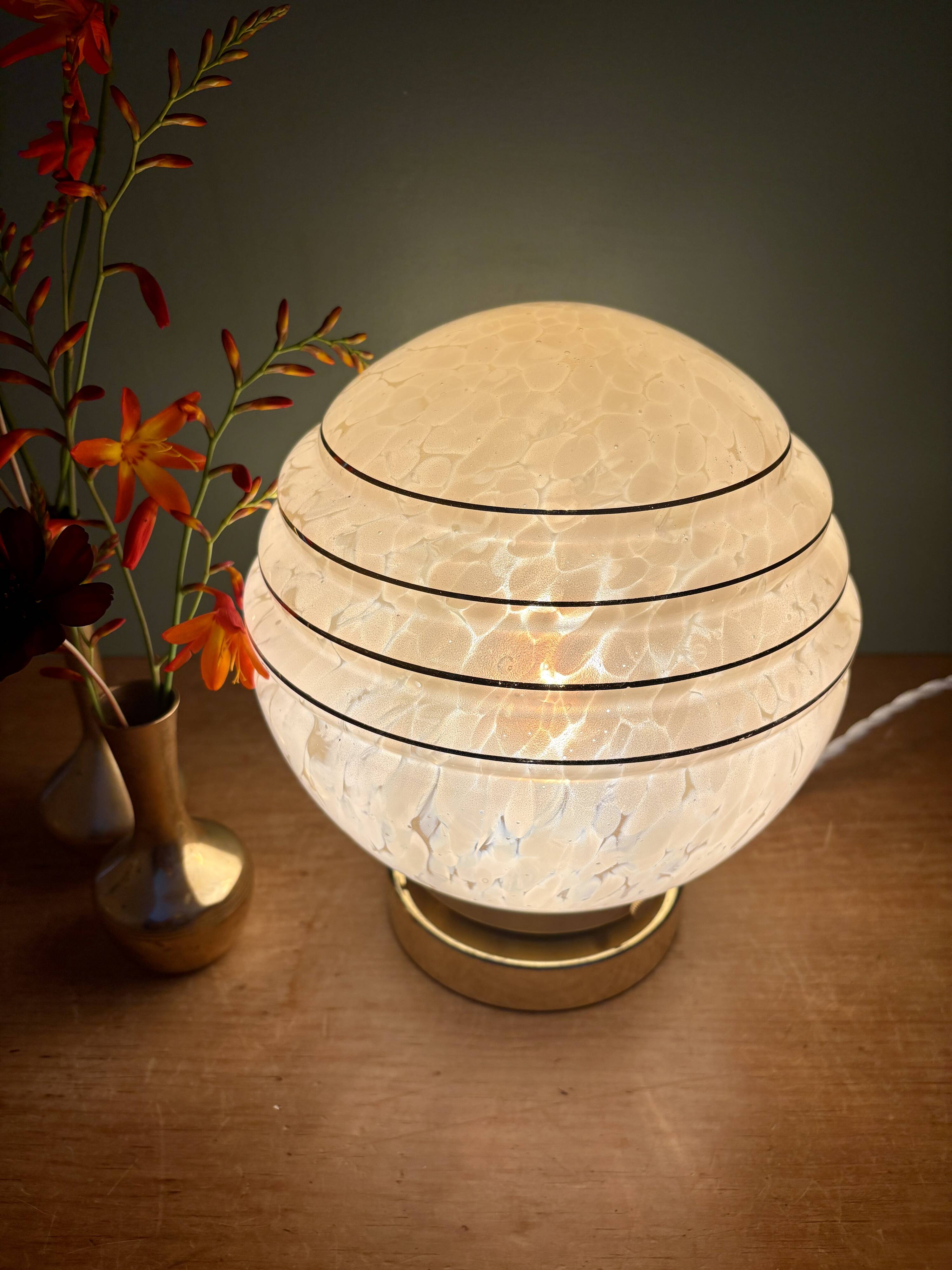 Vintage art deco globe table lamp in yellow and gold Clichy glass