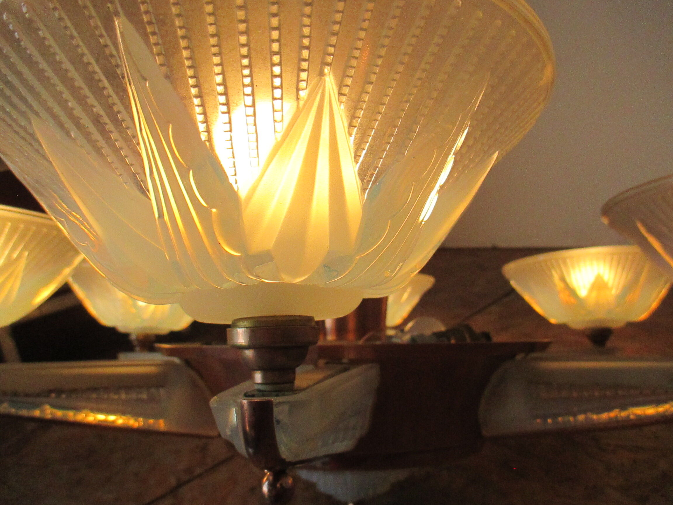 Chandelier Art Deco Petitot glassware ezan