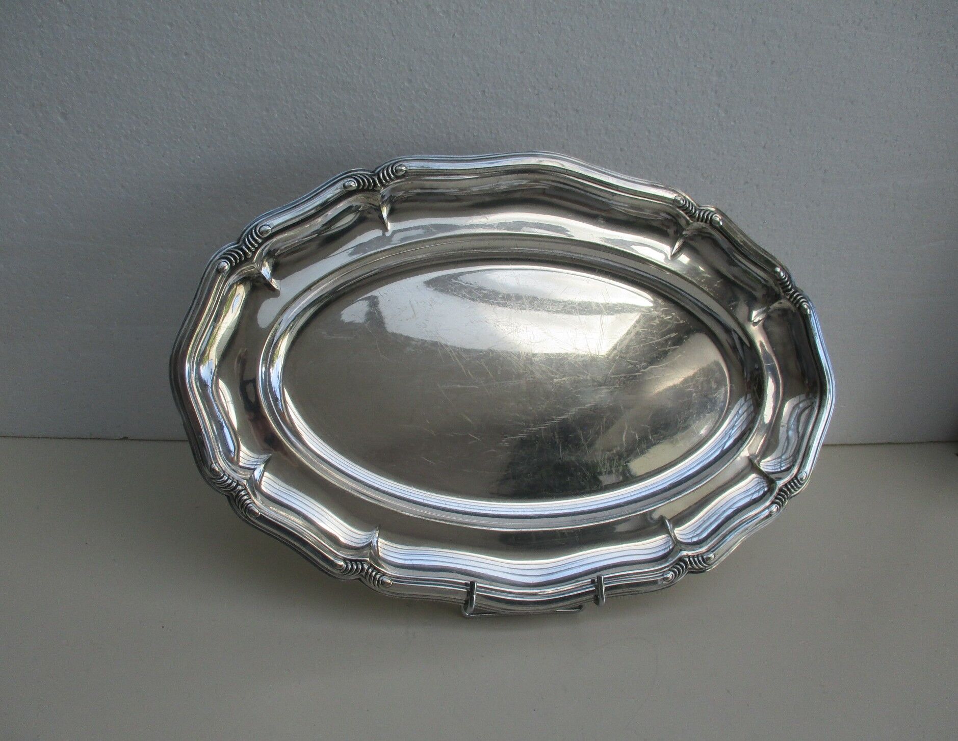 Plat ovale métal argente epns Suede