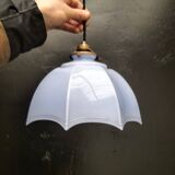 Blue opaline suspension