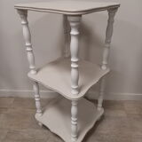 Beige and white patinated square saddle